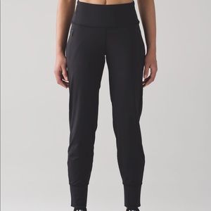 Size 10 Women’s High Rise Grey Lululemon Fresh Track Pant II Jogger